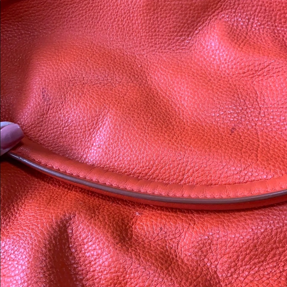 Large tote - Picture 4 of 8